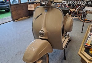 Piaggio Vespa