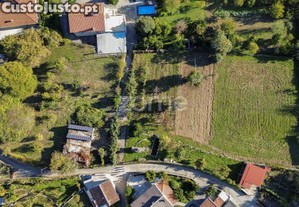 Terreno Com 7852 M2 Em Torre - Amares