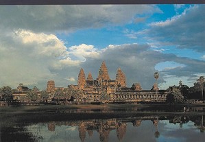 Livro Angkor: A Tour of the Monuments - 2004