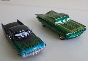 2 Carros Metal escala 1:43 Disney Pixar Filme Cars Chevy Impala