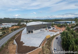 Arrifana Hub 48.20-Armazm Industrial, parqueamento, p direito 10m, Arrifana, Feira