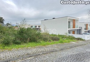 Moradia T3 Nova - Vila Verde, Braga