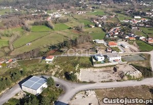 Lote De Terreno Para Construção De Uma Moradia...