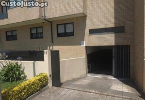 T1 mobilado e equipado com garagem Paranhos- Porto