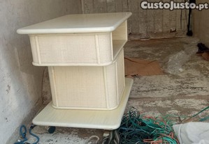 Móvel giratório para tv