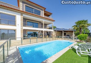 Moradia T5 Com Piscina E Jardim, A 5Min De...