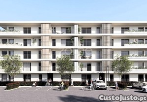 Apartamento T3 Com Garagem E Varanda Em S. Vicente