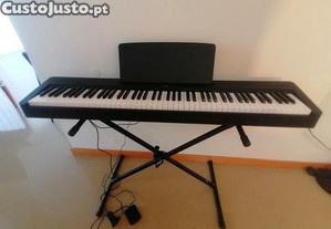 Piano Digital Yamaha P-145