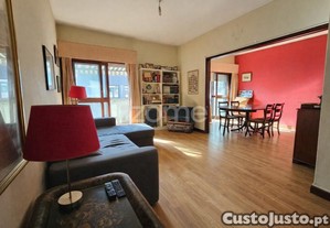 Apartamento T4 Com Varanda E Elevador Em...