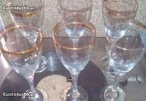6 copos vintage de alto com rebordo dourado. Bom estado