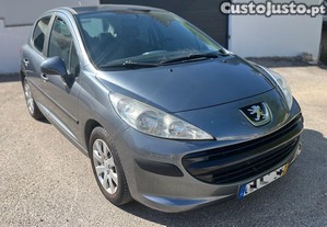 Peugeot 207 1.4 VTI - 08