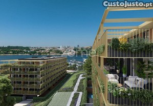 T4 Na Afurada / Canidelo No Marina Douro