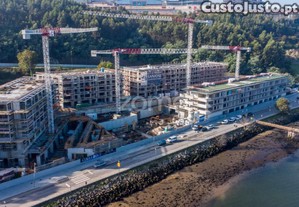 T1 Novo Com Varanda E Lug. Garagem No Gaia...