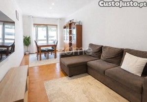 Apartamento T1 Em Ótimo Estado Em Custóias