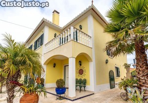 Casa / Villa T4 em Ericeira de 255,00 m²