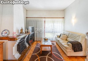 Moradia T4 Com Terreno Em Canidelo - Espaço,...