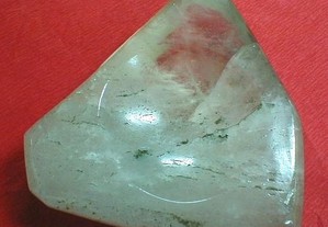 Cinzeiro de quartzo cristal (formas div.)11x11x3cm