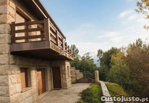 Moradia T2+1, Vista Serra, Em Salamonde.