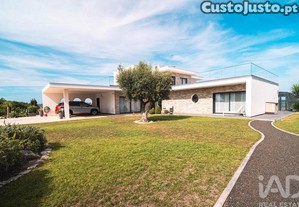 Casa / Villa T5 em Vermelha de 301,00 m²