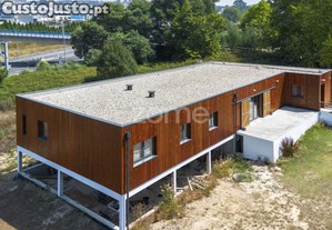 Moradia T4+1, 4 Frentes Construção Nova Em...