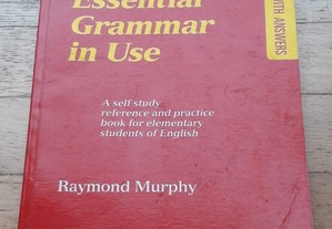 Essential Grammar in Use, de Raymond Murphy