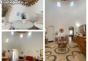 Casa / Villa T7 em Faro (Sé e São Pedro) de 607,00 m²