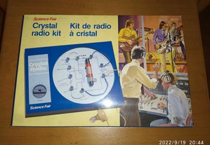 Science Fair Crystal radio kit (kit de radio à cristal/retro)