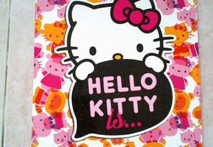 Caderneta Hello Kitty