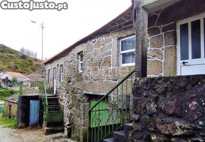 Moradia Em Cambeses Do Rio, Montalegre