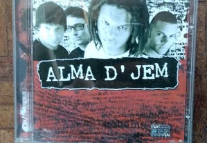 CDs musicais de artistas brasileiros