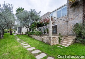 Moradia T4+1 Com Piscina Em Chaves