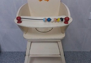 Cadeira em madeira de criança transformável dos anos 60