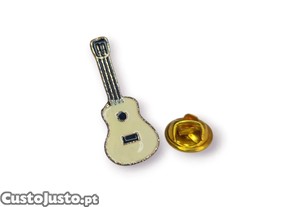 Pin / Broche Decorativo Forma Guitarra