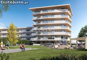 Loja Nova Em Construção, Com 98,16M2 Em Ramalde...