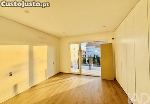 Casa / Villa T3 em Fernão Ferro de 130,00 m²