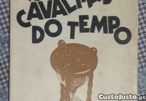Às cavalitas do tempo (mini-cronicas) de Eduardo Olímpio.