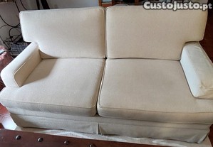 Sofá-cama em segunda mão, em bom estado