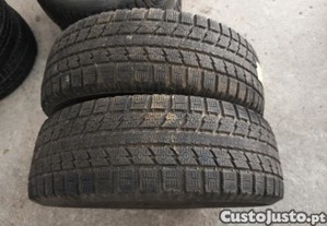 2 Pneus 205/70R15 Toyo 
