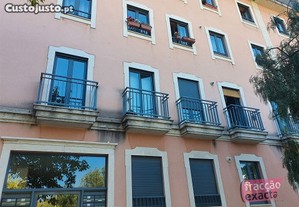 Apartamento T3 suite L. garagem arrumos em Quinta da Seara O. Douro