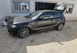 BMW 120 120d 3p