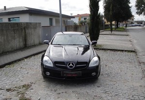 Mercedes-Benz SLK 200 184 CV Bancos em pele