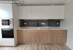 T2 Com Suite, Totalmente Remodelado
