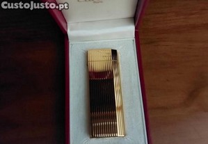 Isqueiro Les Must de Cartier Paris, nunca usado.