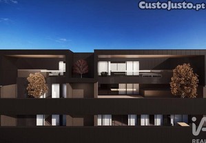 Apartamento T3 em Margaride (Santa Eulália), Várzea, Lagares, Varziela e Moure de 197,00 m²