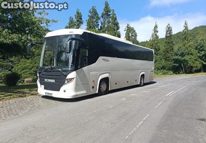 Autocarro Scania HIGER