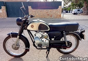Motorizada casal 4 confersil 1974, Albufeira
