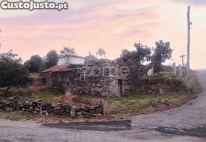 Moradia Com Terreno, Em Padroso, Montalegre