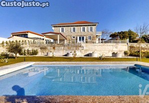 Casa / Villa T5 em Macieira da Lixa e Caramos de 281 m²