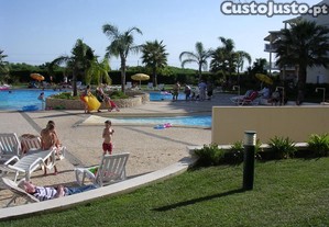 Alvor T1- frente mar, piscinas, jardim, garagem priv.- frente mar. 19a26Julho.