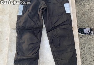 Botas motoqueira e calas